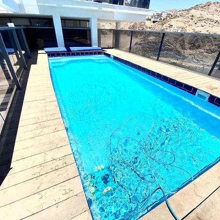 Appartamento Stunning Penthouse With Sea Views And Private Heated Pool Eilat Esterno foto