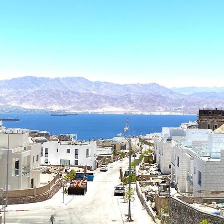 Appartamento Stunning Penthouse With Sea Views And Private Heated Pool Eilat Esterno foto