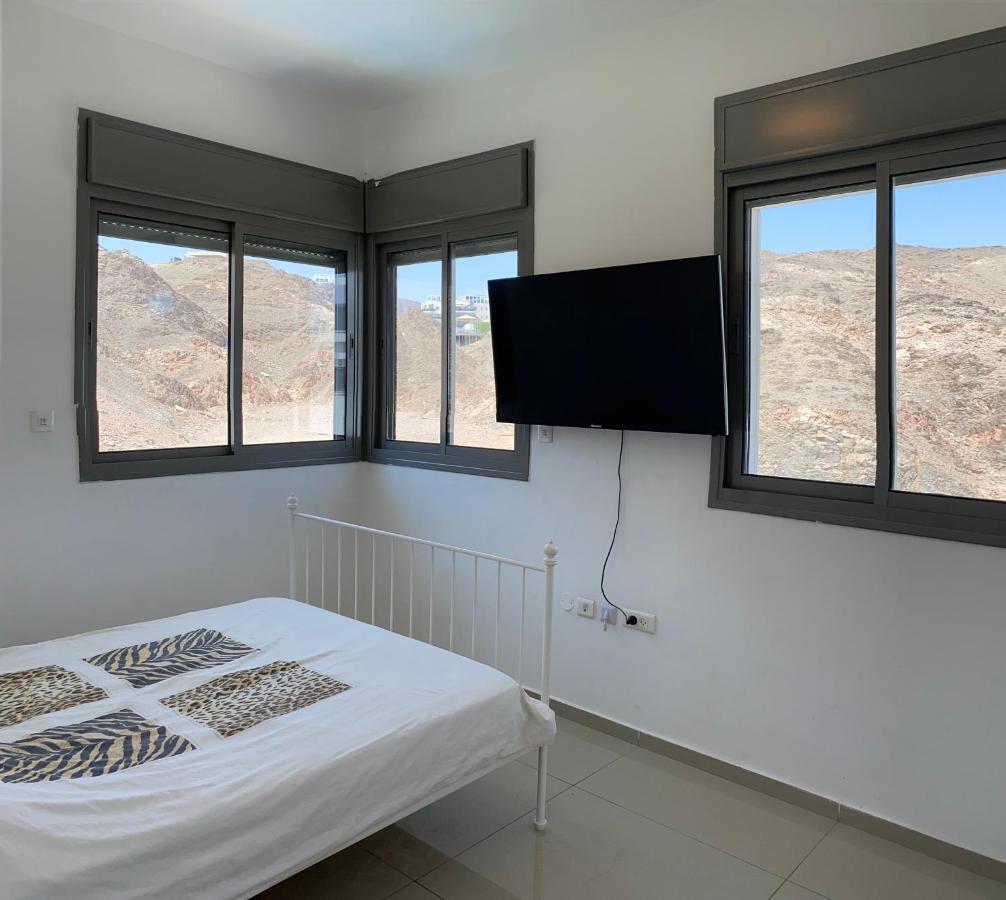 Appartamento Stunning Penthouse With Sea Views And Private Heated Pool Eilat Esterno foto