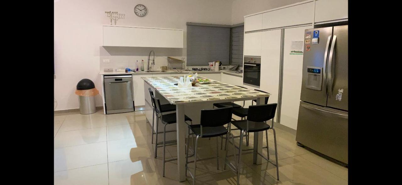 Appartamento Stunning Penthouse With Sea Views And Private Heated Pool Eilat Esterno foto