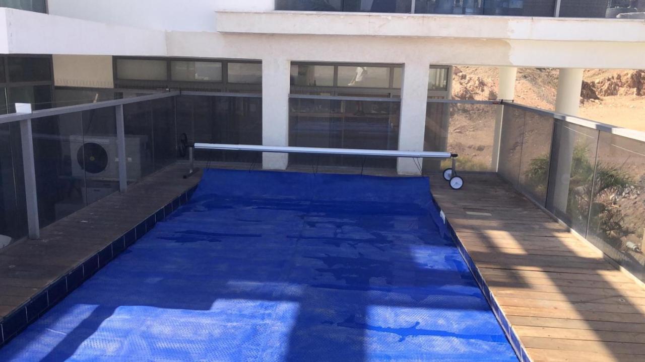 Appartamento Stunning Penthouse With Sea Views And Private Heated Pool Eilat Esterno foto