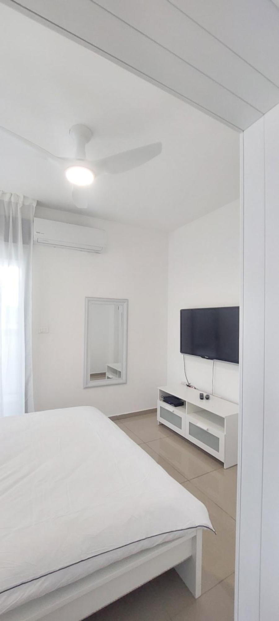 Appartamento Stunning Penthouse With Sea Views And Private Heated Pool Eilat Esterno foto