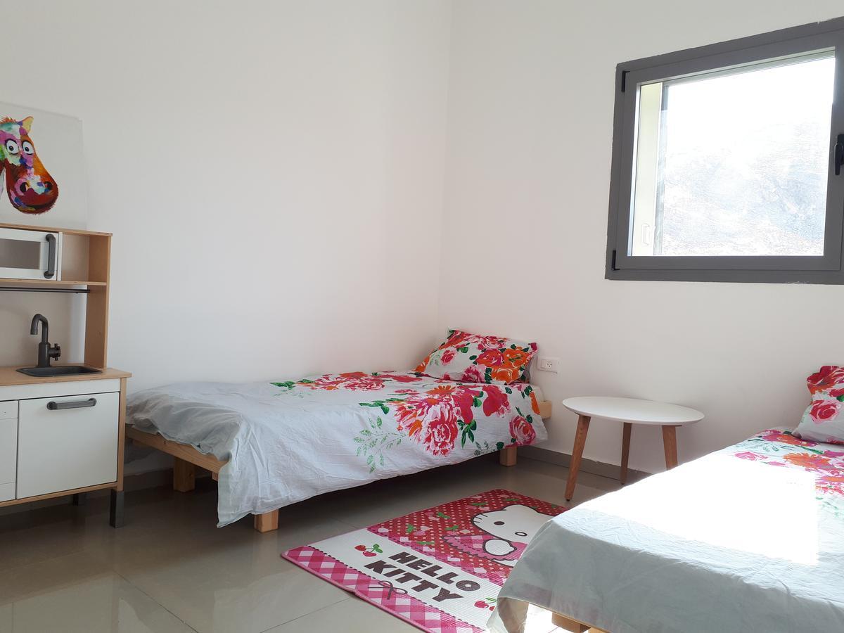 Appartamento Stunning Penthouse With Sea Views And Private Heated Pool Eilat Esterno foto